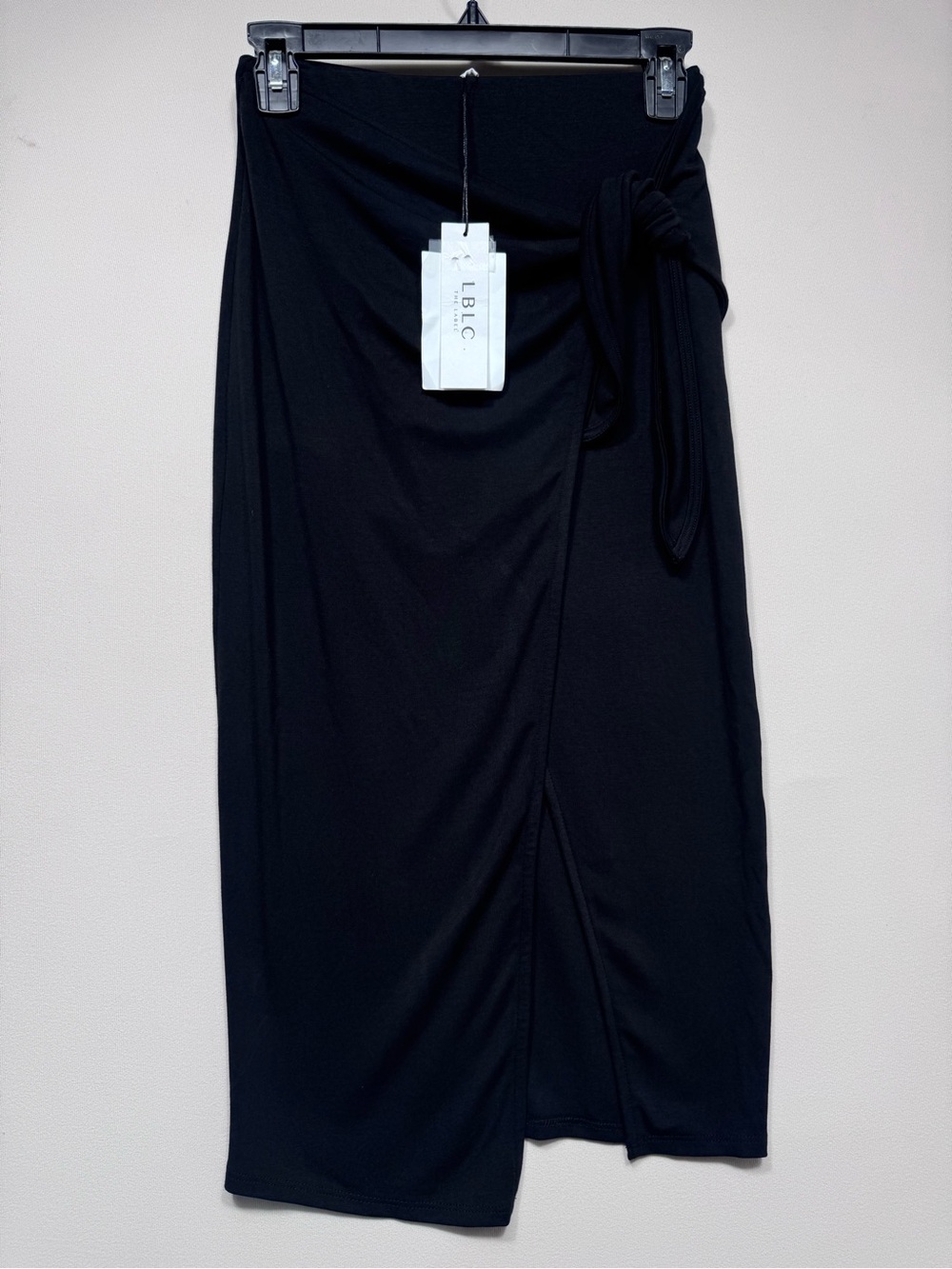 LBLC the label Ferris Draped Midi Skirt in a black nwt size small - Picture 2 of 11